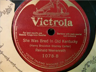 small_victrola 1078 b.webp